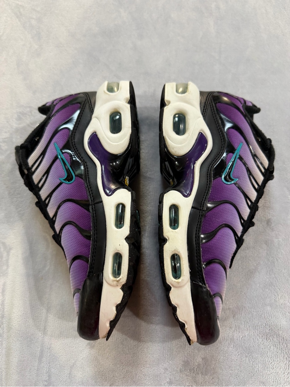 Nike Air Tuned Plus Gradient Purple/White Sneakers - Picture 4 of 11